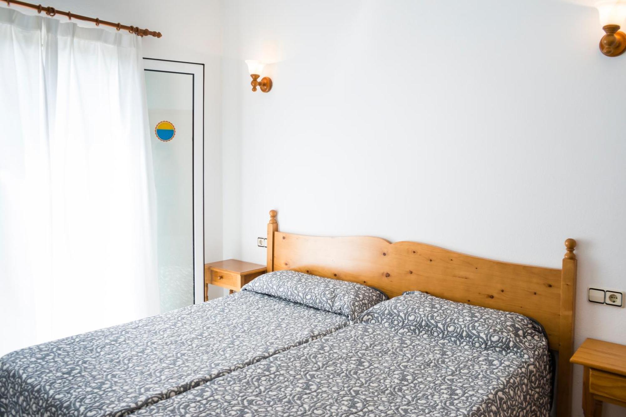 Apartchalet Villas Elvira. Villa A Son Carrio  外观 照片