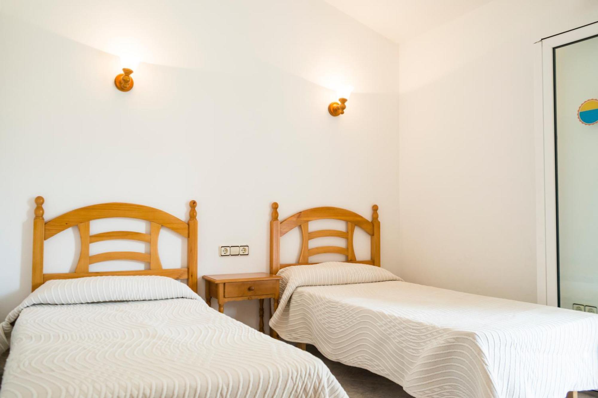Apartchalet Villas Elvira. Villa A Son Carrio  外观 照片